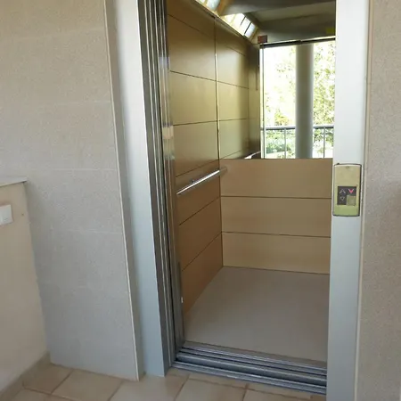 2 Bedroom In The Oasis Complex Apartment Roquetas de Mar