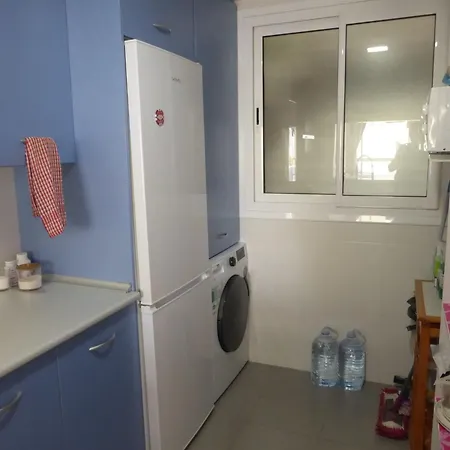 2 Bedroom In The Oasis Complex Apartment *