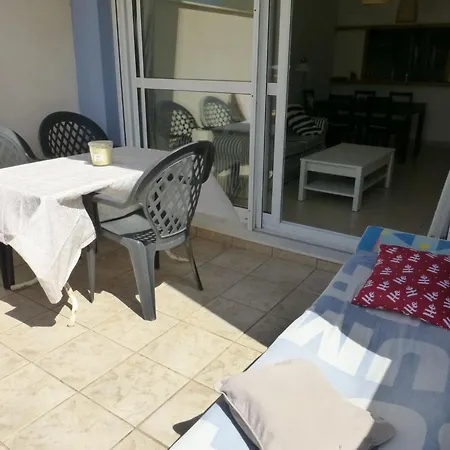 Apartment 2 Bedroom In The Oasis Complex Roquetas de Mar