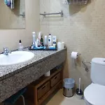 2 Bedroom In The Oasis Complex *